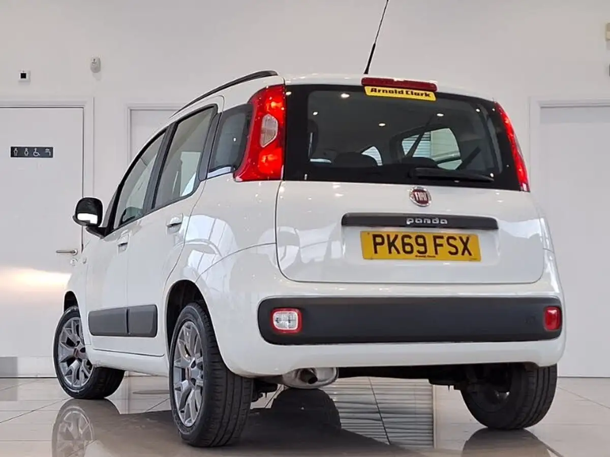 2019-fiat-panda-12-lounge-ss-big-1