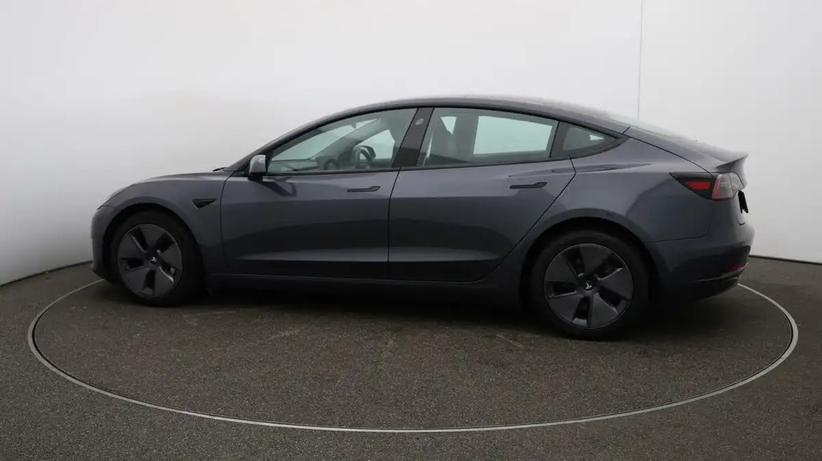 2021-tesla-model-3-e-long-range-4x4-big-50