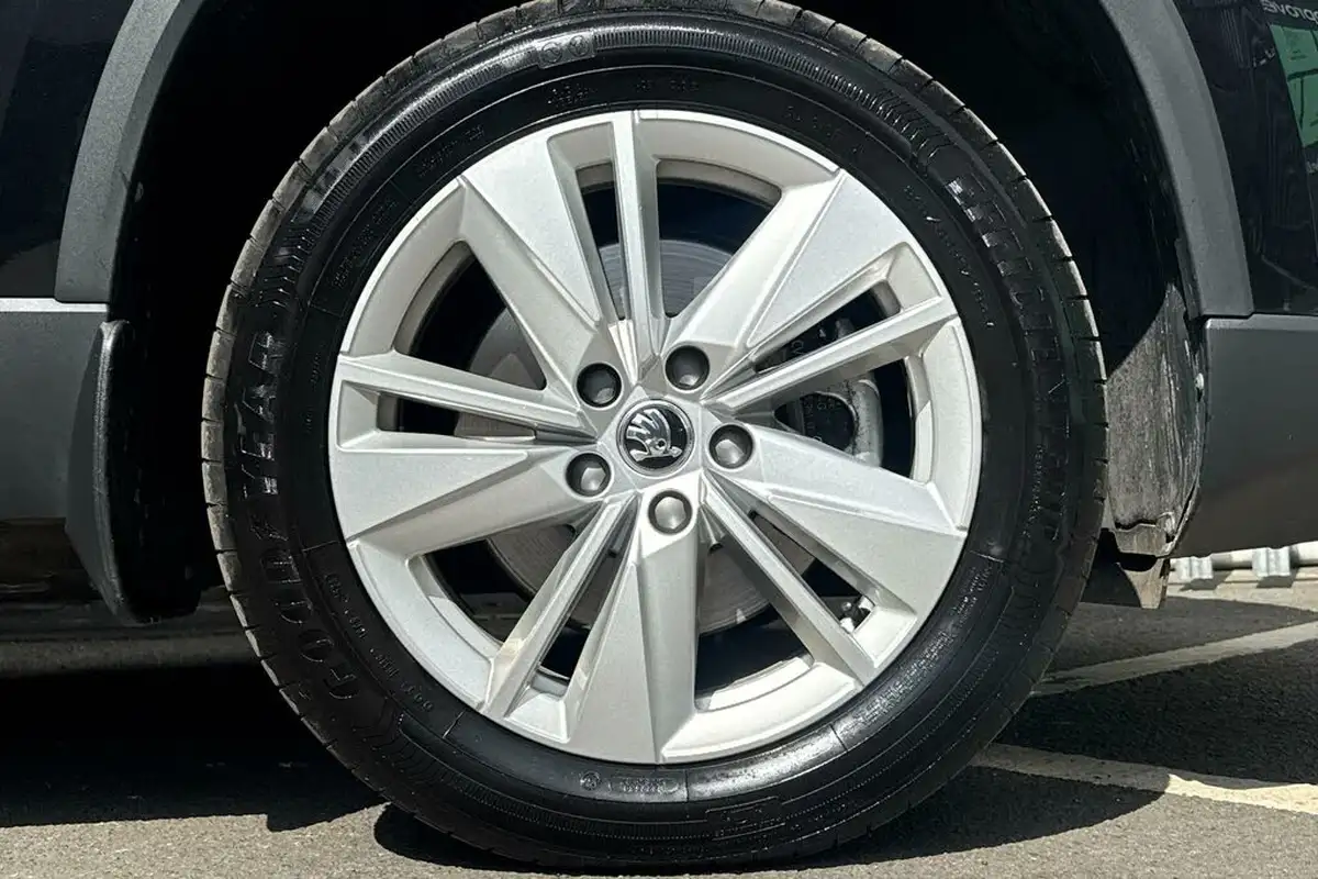 2024-skoda-karoq-15-tsi-se-drive-dsg-big-4