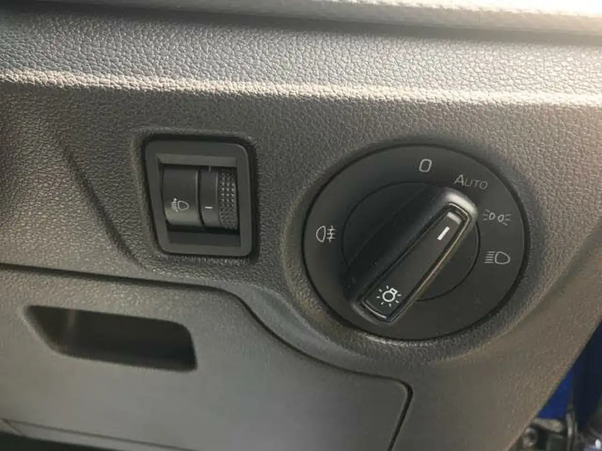 2023-skoda-scala-10-tsi-s-big-32
