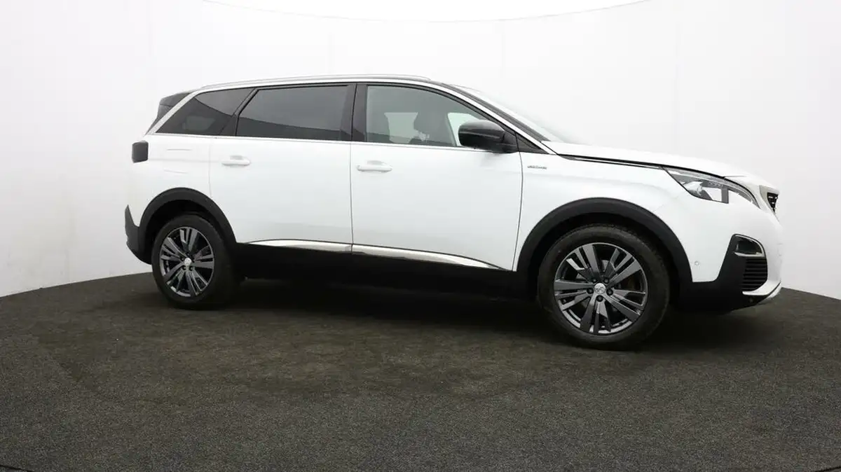 2020-peugeot-5008-suv-12-puretech-gt-line-big-43