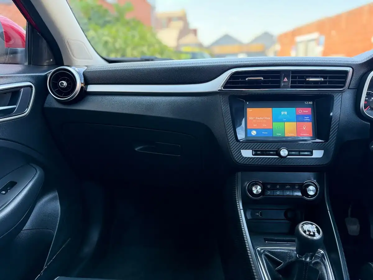 2018-mg-zs-suv-15-vti-tech-exclusive-big-15