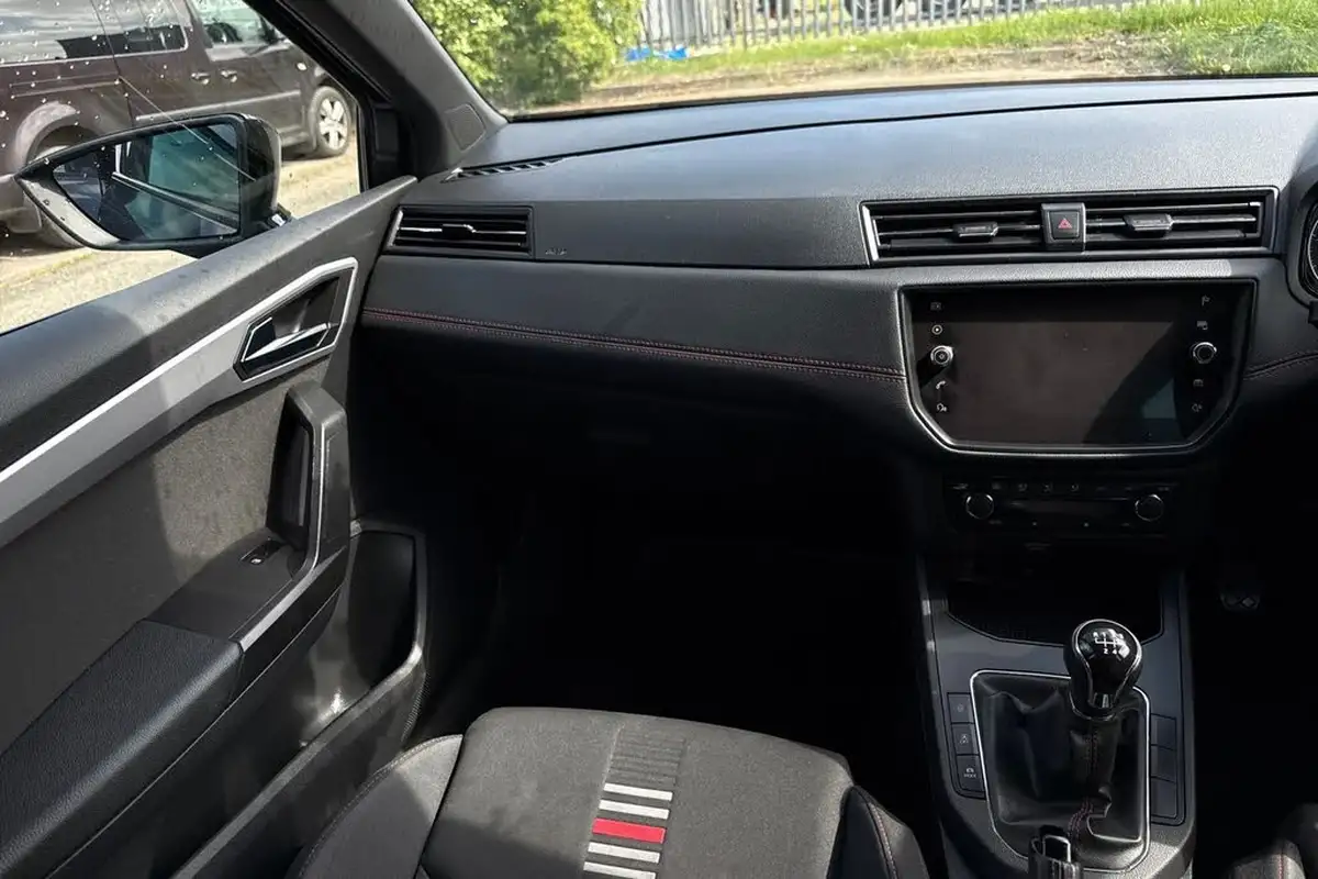 2021-seat-ibiza-10-tsi-fr-95ps-big-18