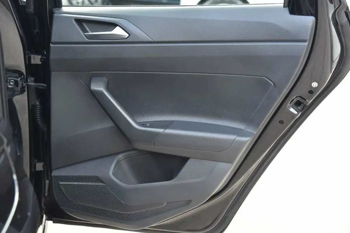 2022-volkswagen-polo-10-tsi-life-dsg-big-49