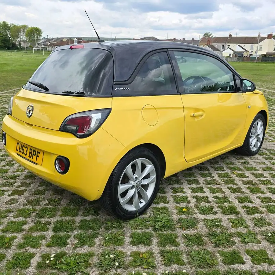 2013-vauxhall-adam-14-jam-87ps-big-6