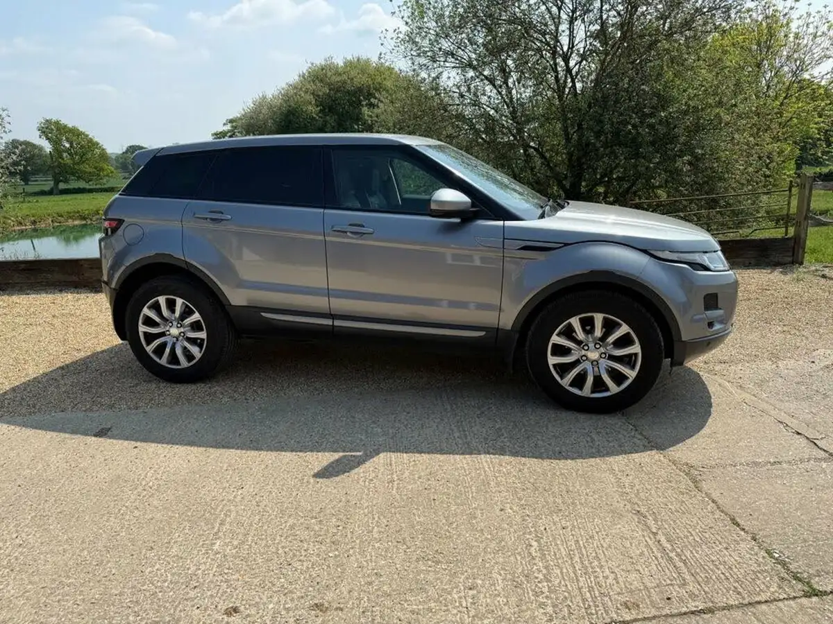 2014-land-rover-range-rover-evoque-22td-pure-tech-190bhp-4x4-hatchback-5d-auto-big-3