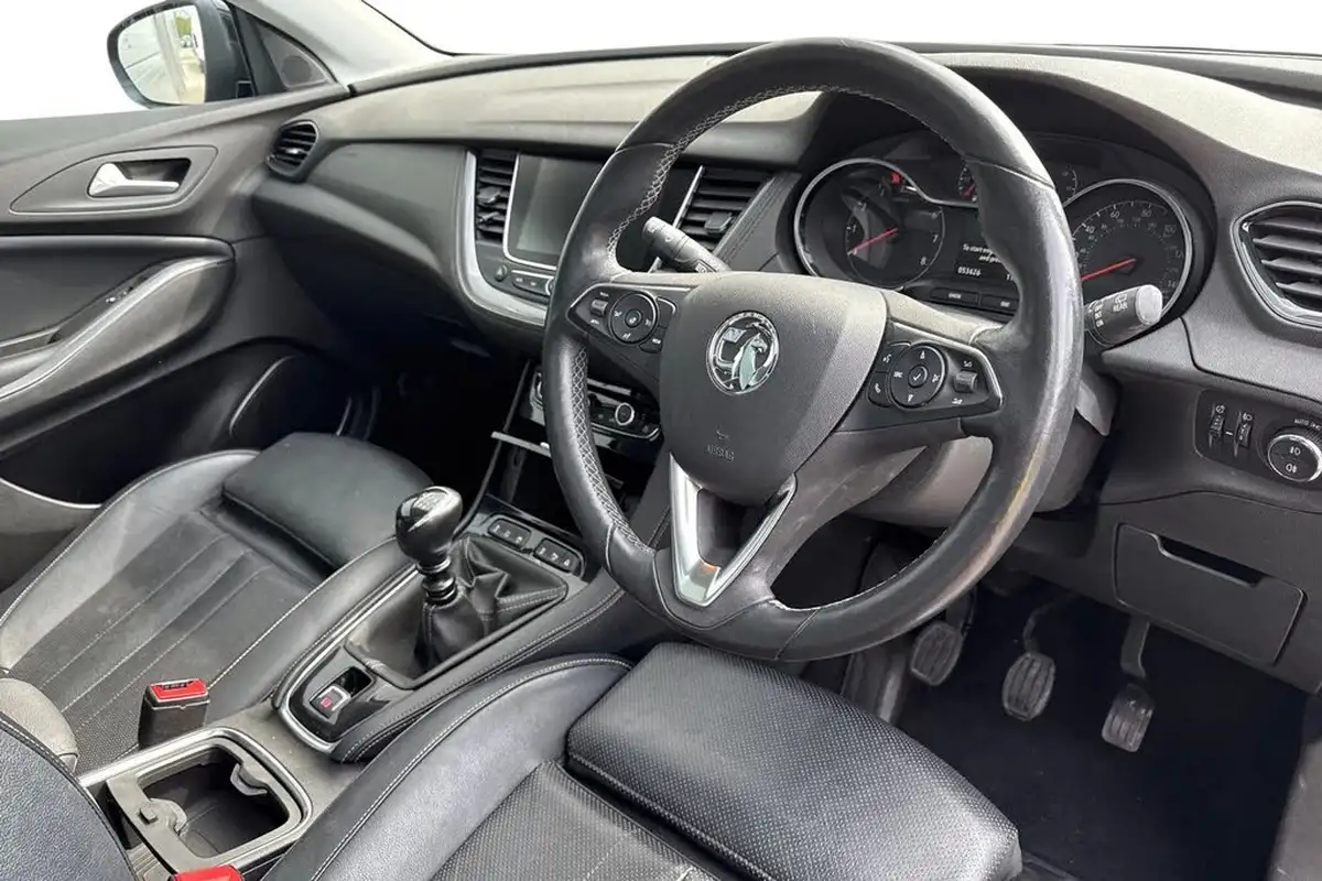 2018-vauxhall-grandland-x-12-elite-nav-132ps-big-13