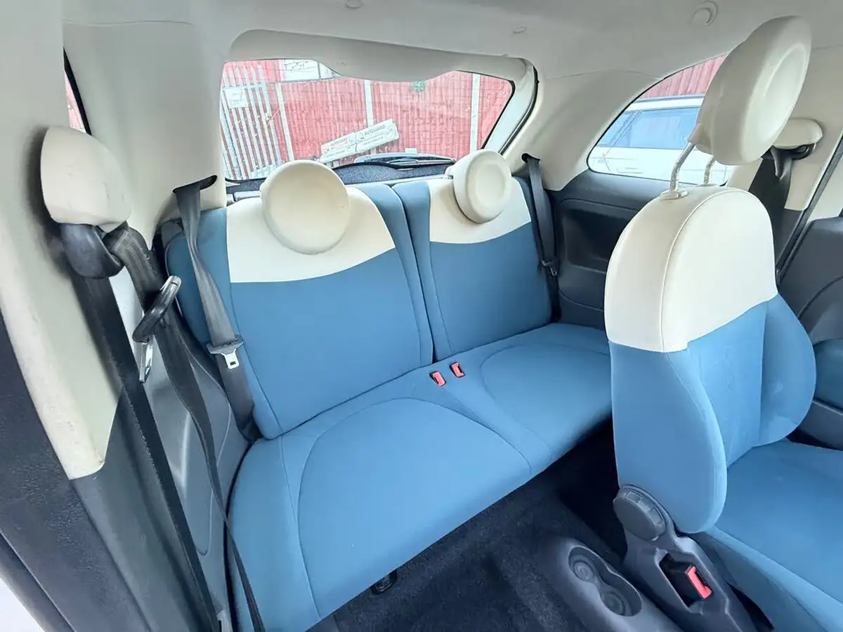 2011-fiat-500-12-lounge-big-11