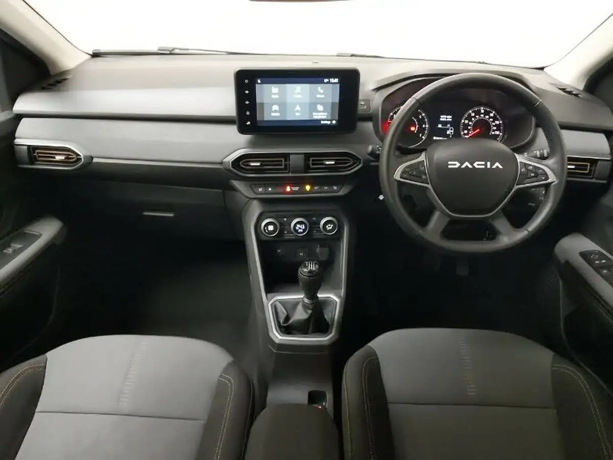 2023-dacia-sandero-stepway-10-tce-essential-90bhp-big-2