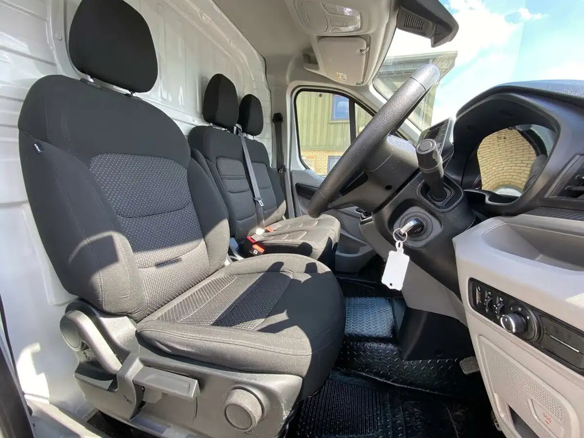 2023-maxus-deliver-9-big-7