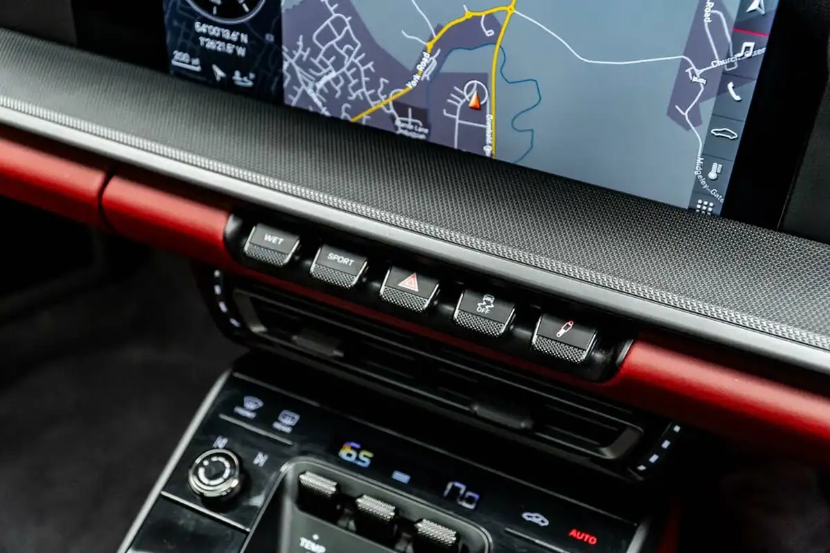 2021-porsche-911-30-carrera-4-coupe-big-37