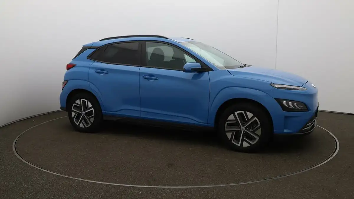 2022-hyundai-kona-e-premium-204ps-64kwh-7kw-obc-big-46