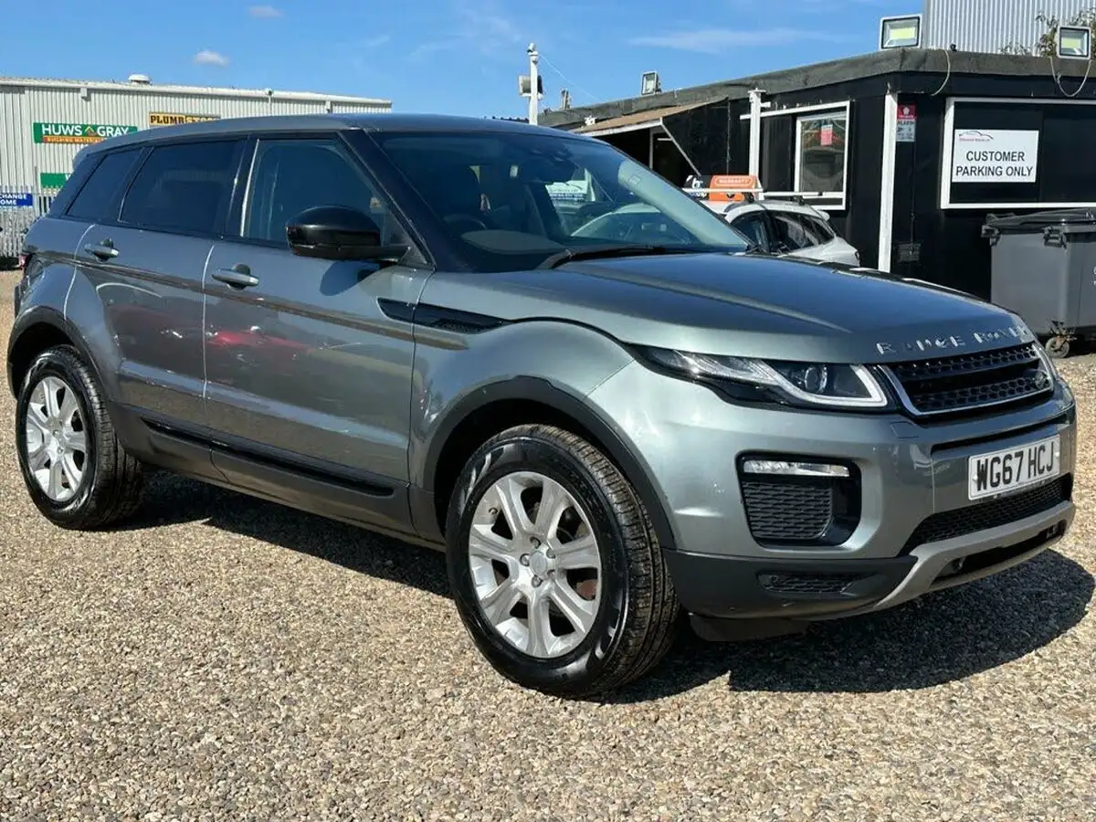 2017-land-rover-range-rover-evoque-20td4-se-tech-hatchback-5d-auto-big-9