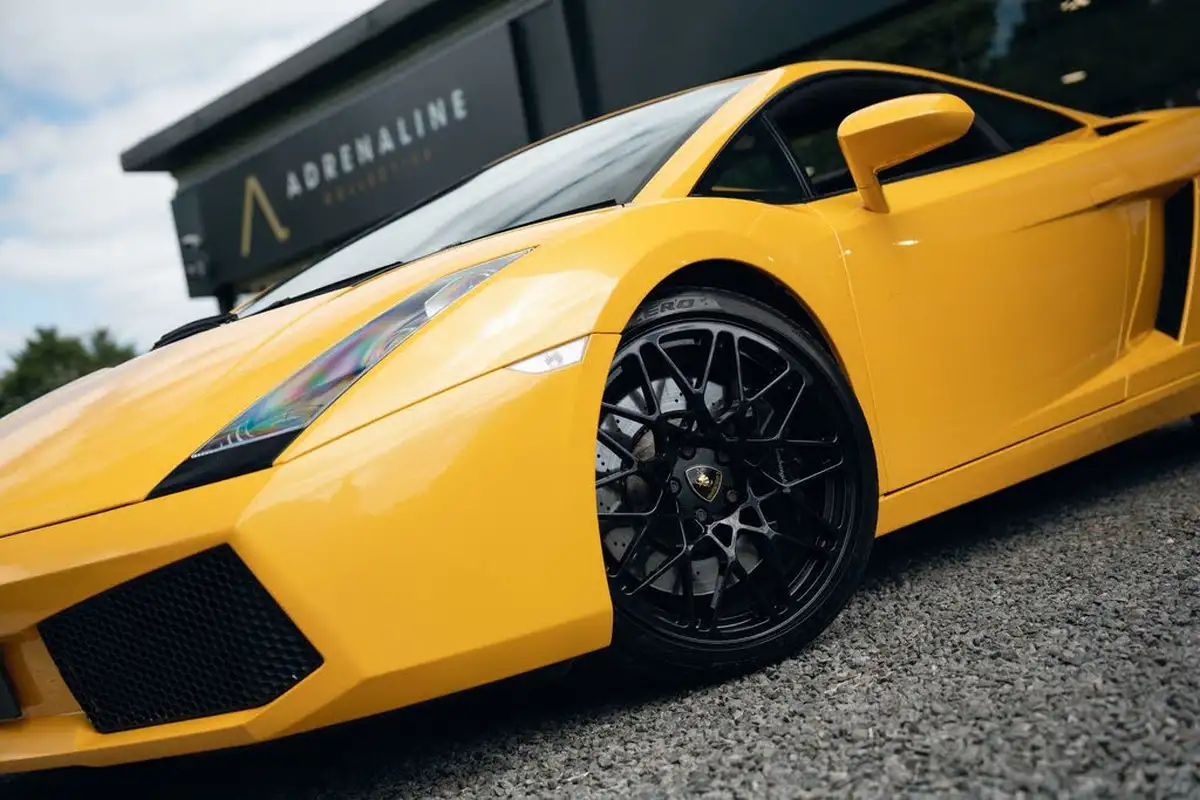 2005-lamborghini-gallardo-50-big-31