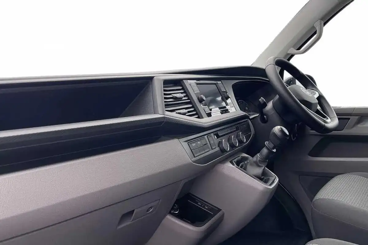 2024-volkswagen-transporter-big-1