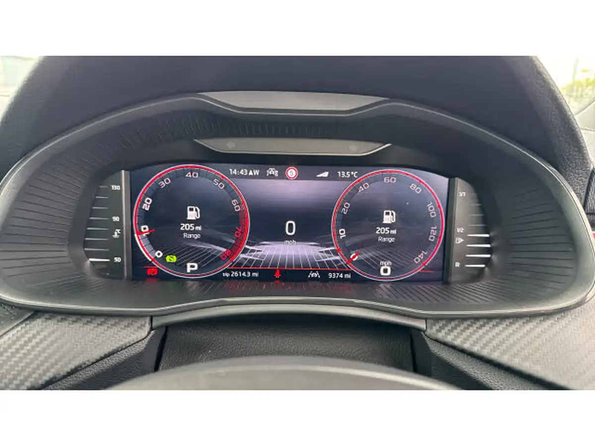 2024-skoda-kamiq-15-tsi-monte-carlo-dsg-big-10