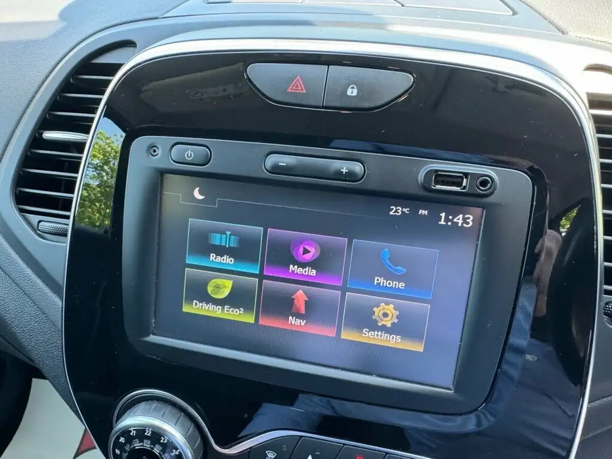 2018-renault-captur-09-tce-dynamique-s-nav-big-20