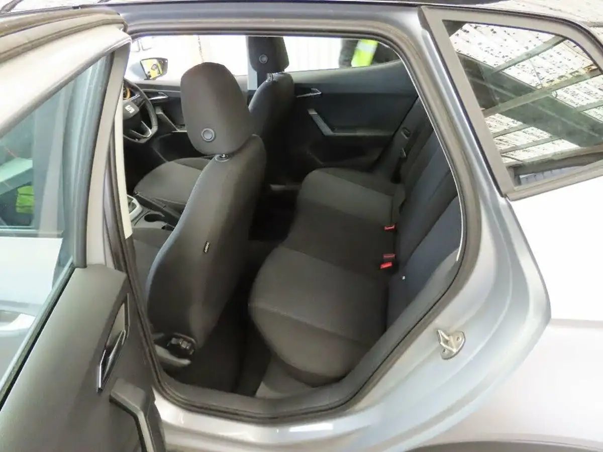 2023-seat-arona-10-tsi-evo-se-technology-big-11