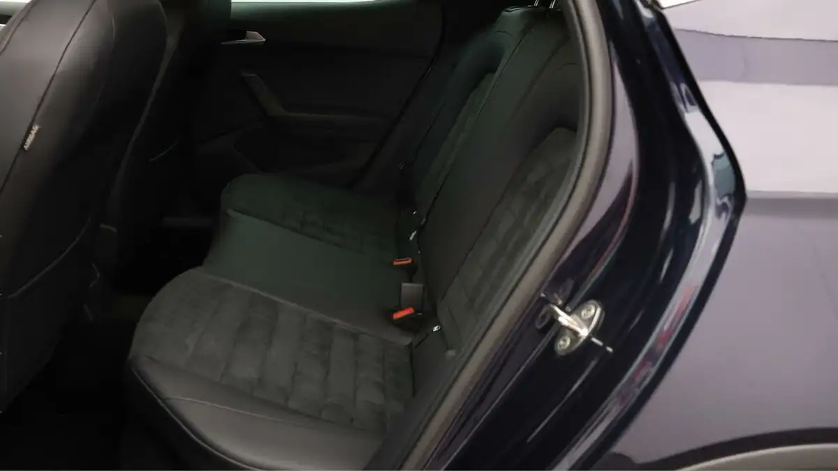 2022-seat-arona-10-tsi-fr-sport-dsg-big-15