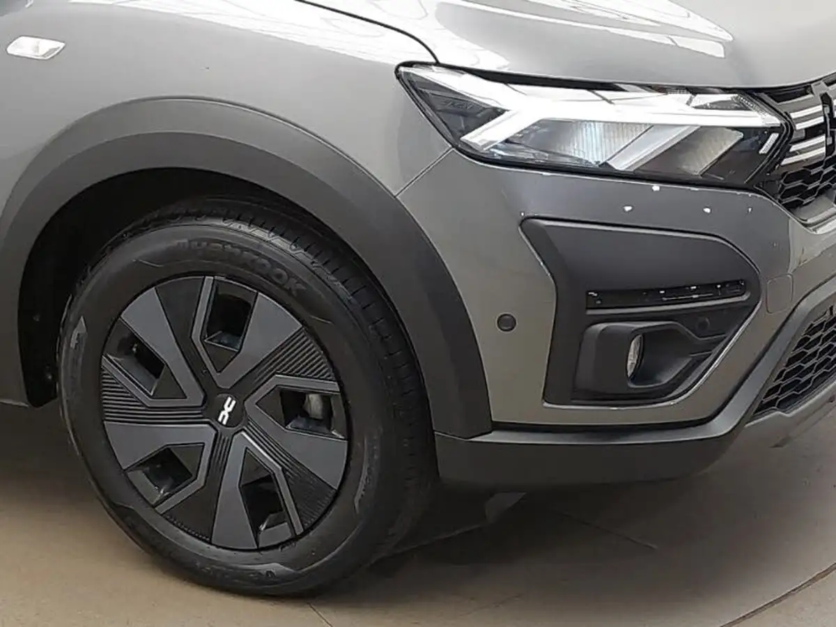 2024-dacia-jogger-10-tce-expression-big-8
