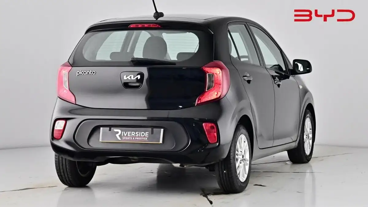 2023-kia-picanto-10-2-auto-seq-big-15