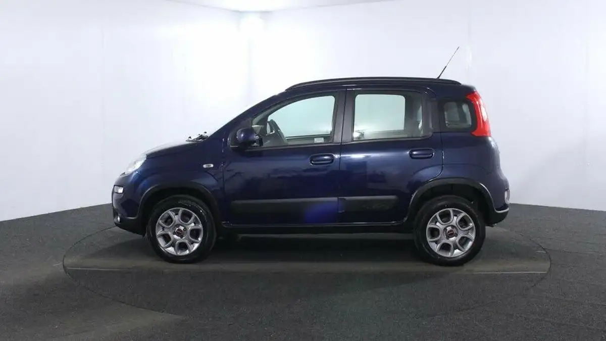 2016-fiat-panda-13multijet-4x4-95bhp-big-3