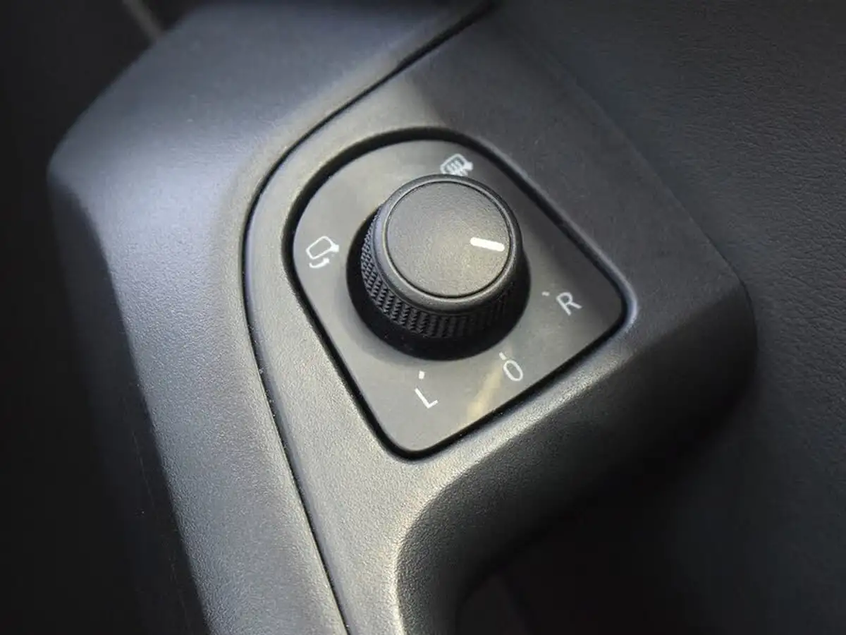 2021-seat-ateca-15-tsi-evo-xperience-lux-dsg-big-27