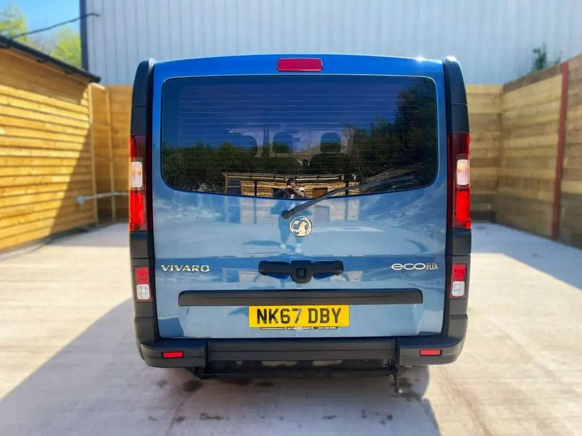 2017-vauxhall-vivaro-16cdti-2900-l2h1-95pseu6-ss-9-seats-combi-big-14