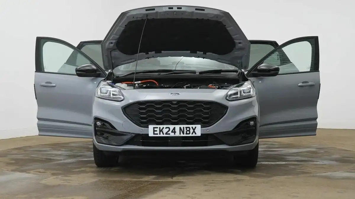2024-ford-kuga-25t-graphite-tech-edition-190ps-fhev-big-23