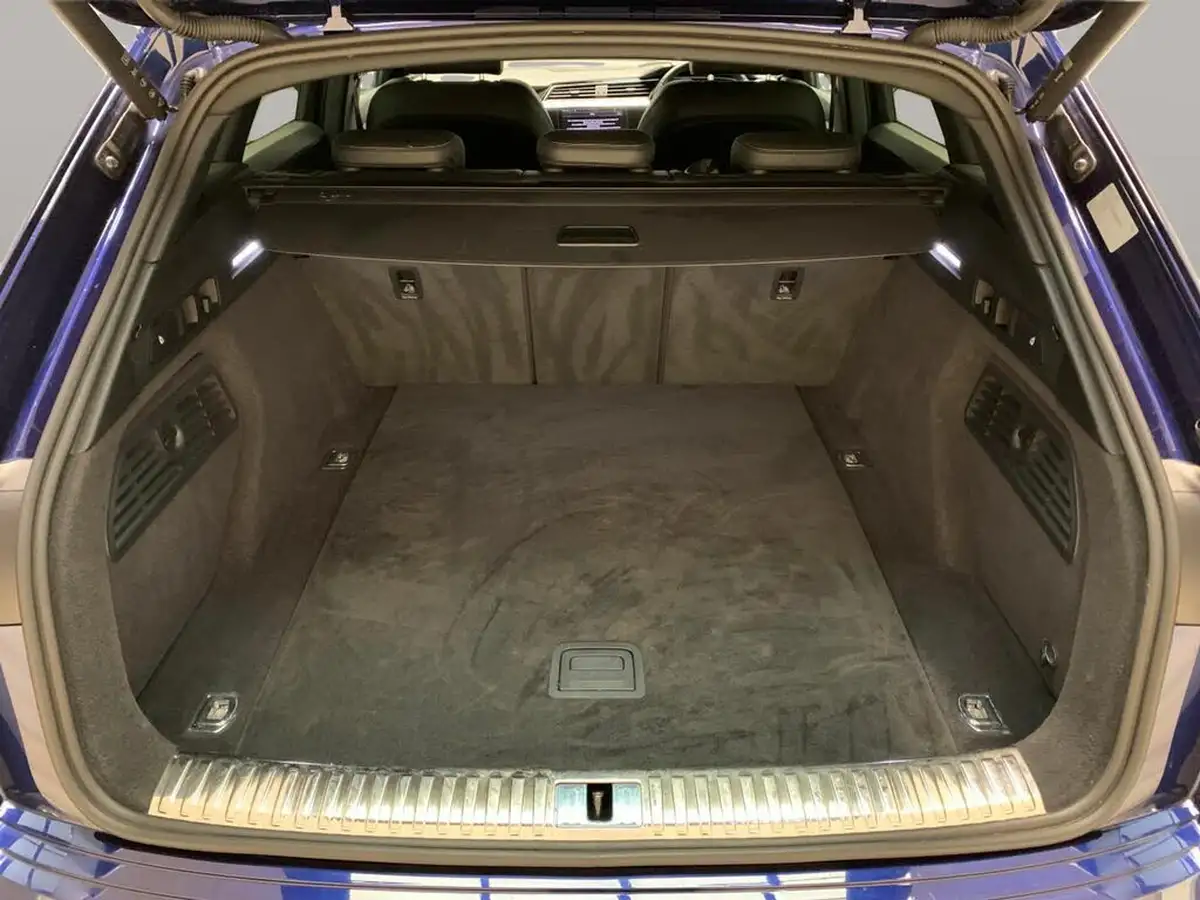 2021-audi-e-tron-55e-s-line-station-wagon-big-41