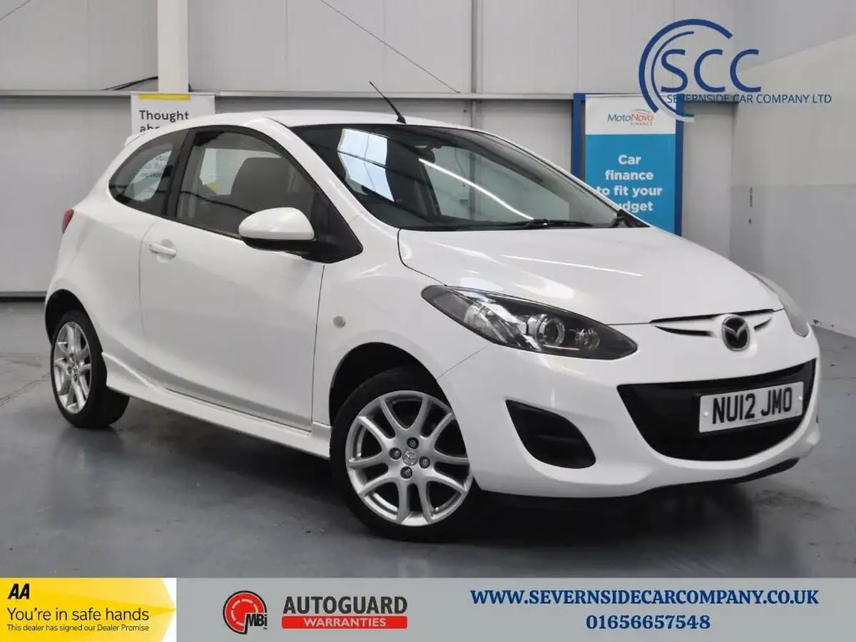 2012-mazda-mazda2-13-tamura-3d-big-0