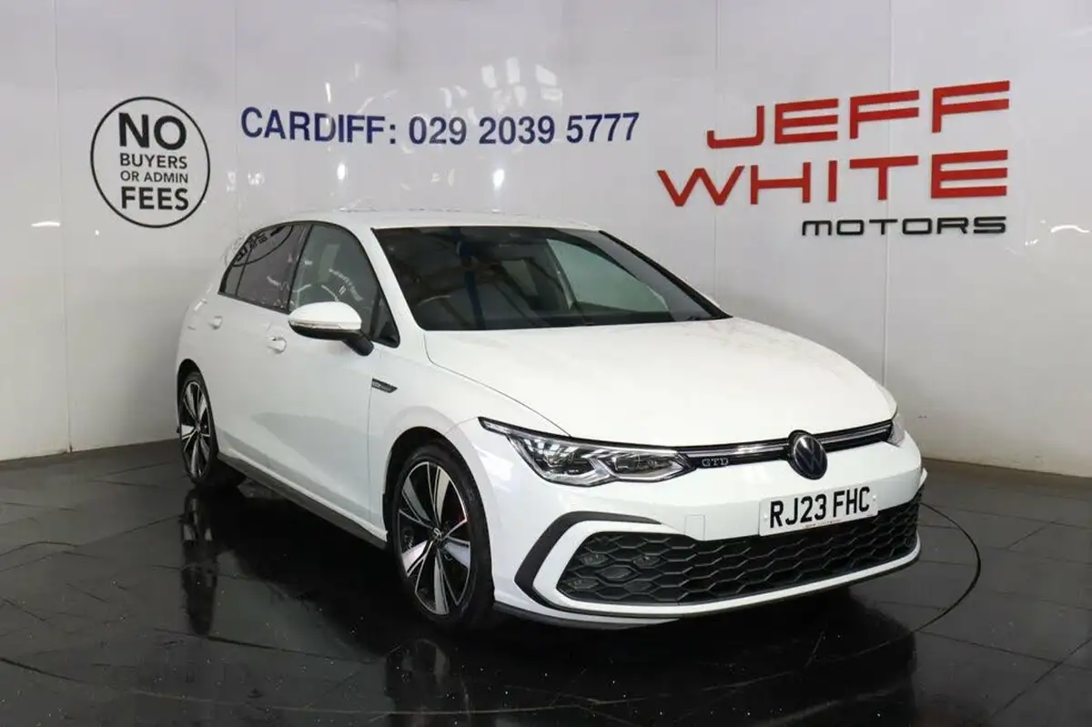 2023-volkswagen-golf-20tdi-gtd-big-0