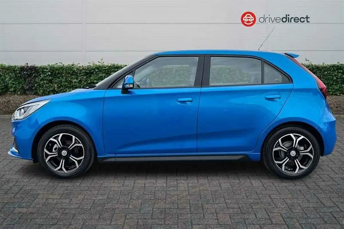 2023-mg-mg3-15-vti-tech-exclusive-nav-big-5