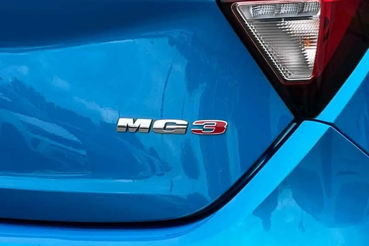 2023-mg-mg3-15-vti-tech-exclusive-nav-big-29
