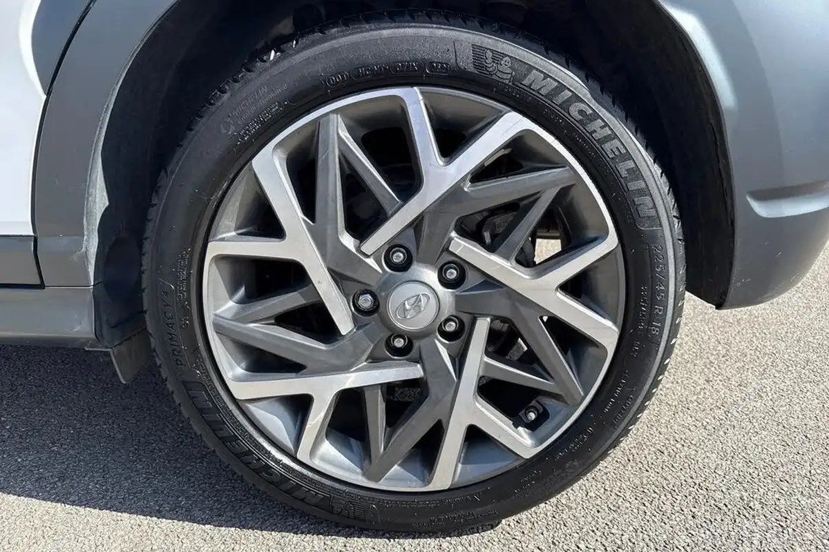 2022-hyundai-kona-16-gdi-premium-big-11