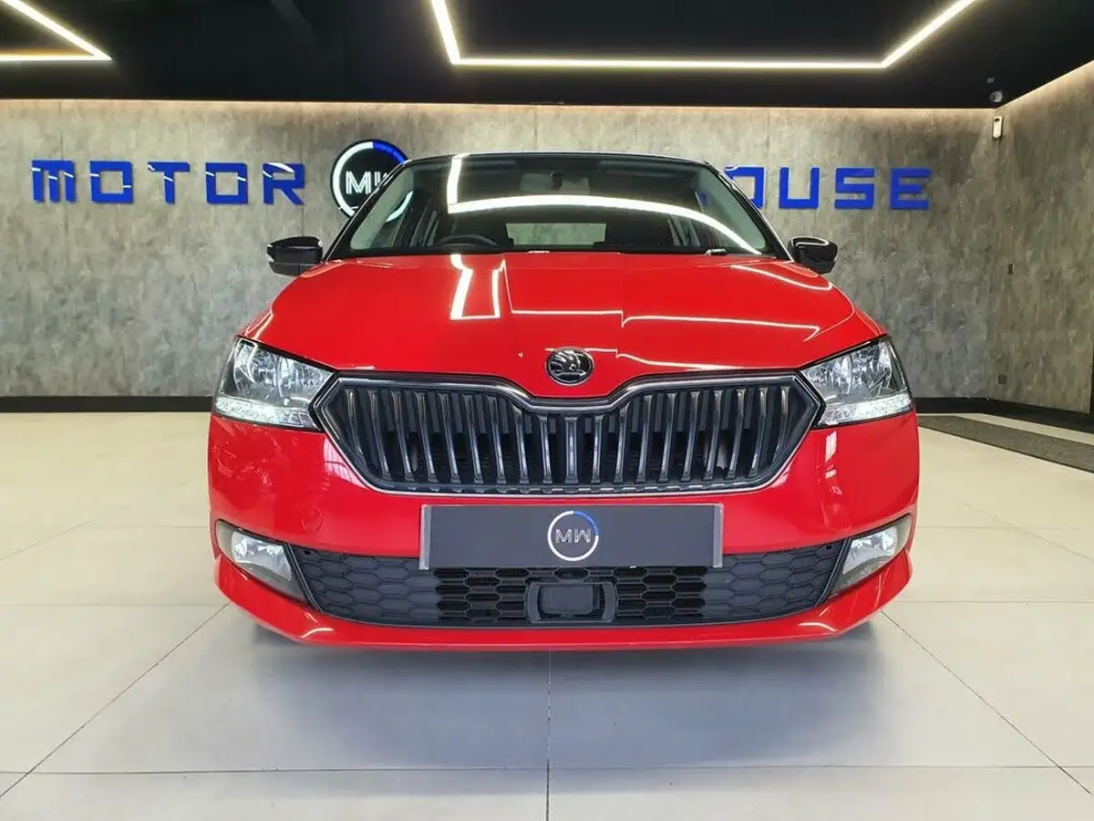 2019-skoda-fabia-10-tsi-colour-edition-big-11