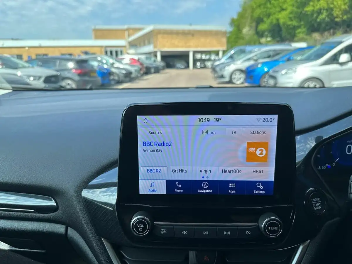 2023-ford-fiesta-10t-active-x-125ps-hybrid-mhev-powershift-big-17