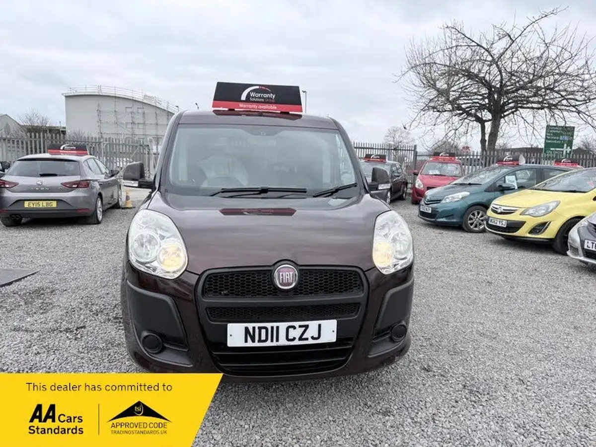 2011-fiat-doblo-14-dynamic-95bhp-big-12