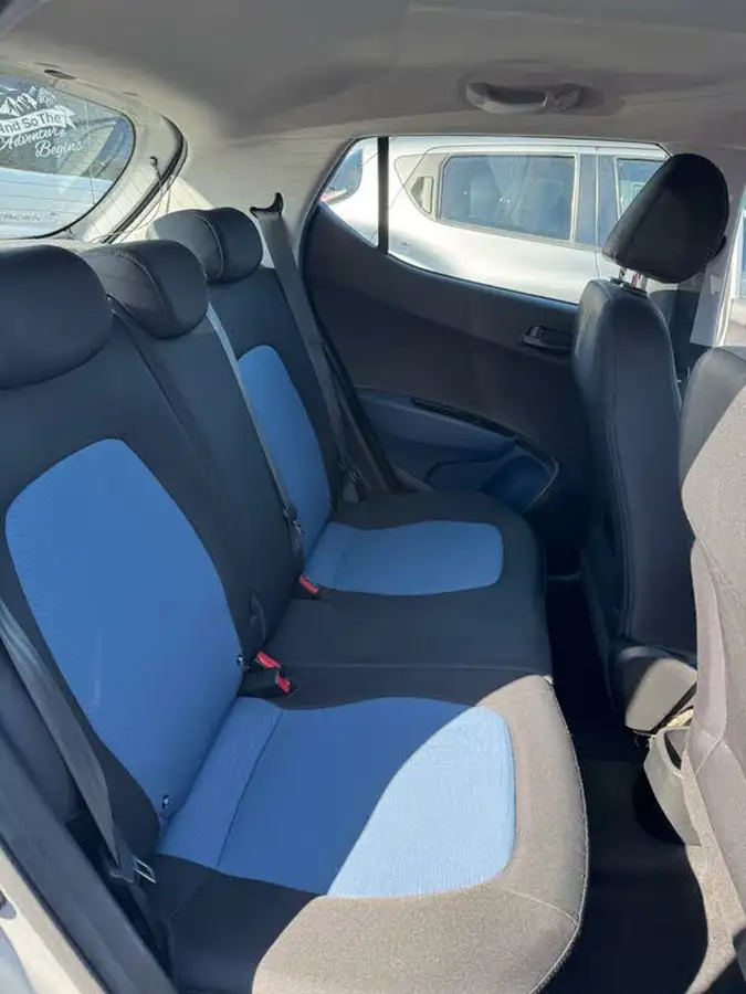 2015-hyundai-i10-12-se-big-17