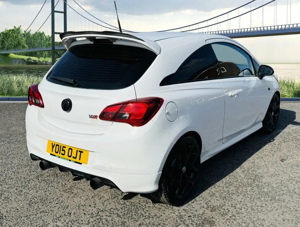 2015-vauxhall-corsa-16i-vxr-big-2