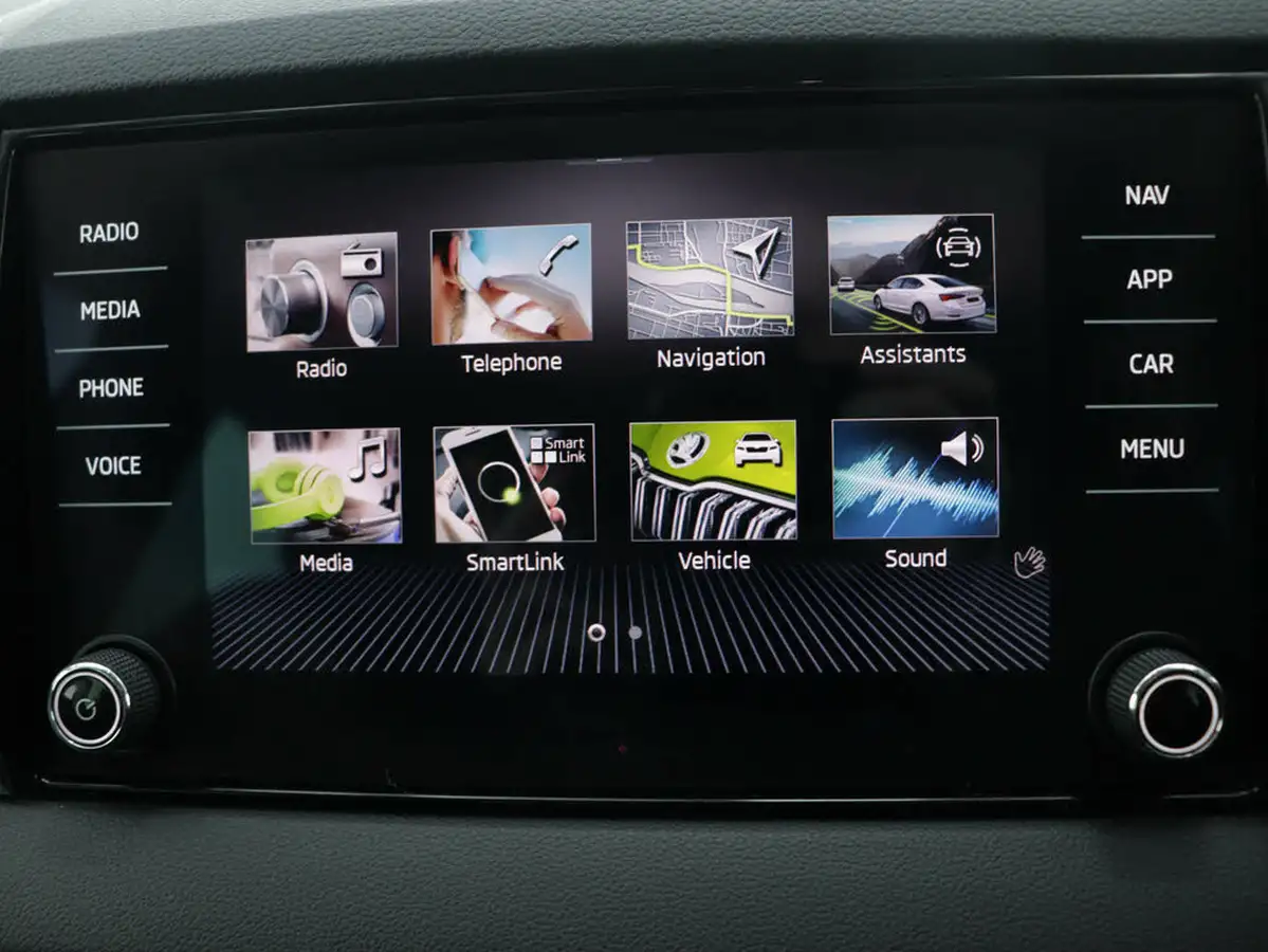 2023-skoda-karoq-15-tsi-se-drive-dsg-big-25