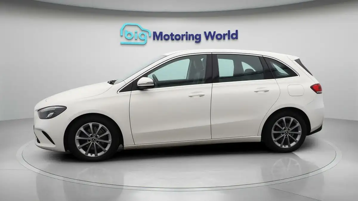 2020-mercedes-benz-b-class-13-b180-sport-7g-dct-big-4