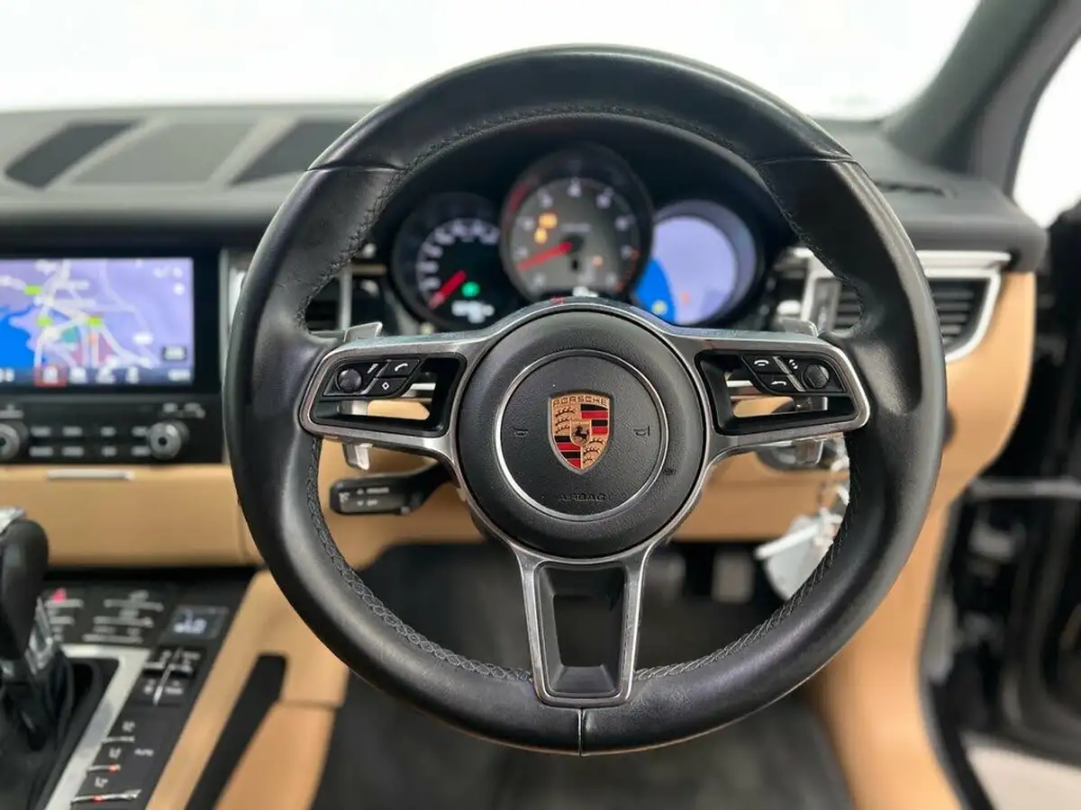 2018-porsche-macan-30-s-big-32