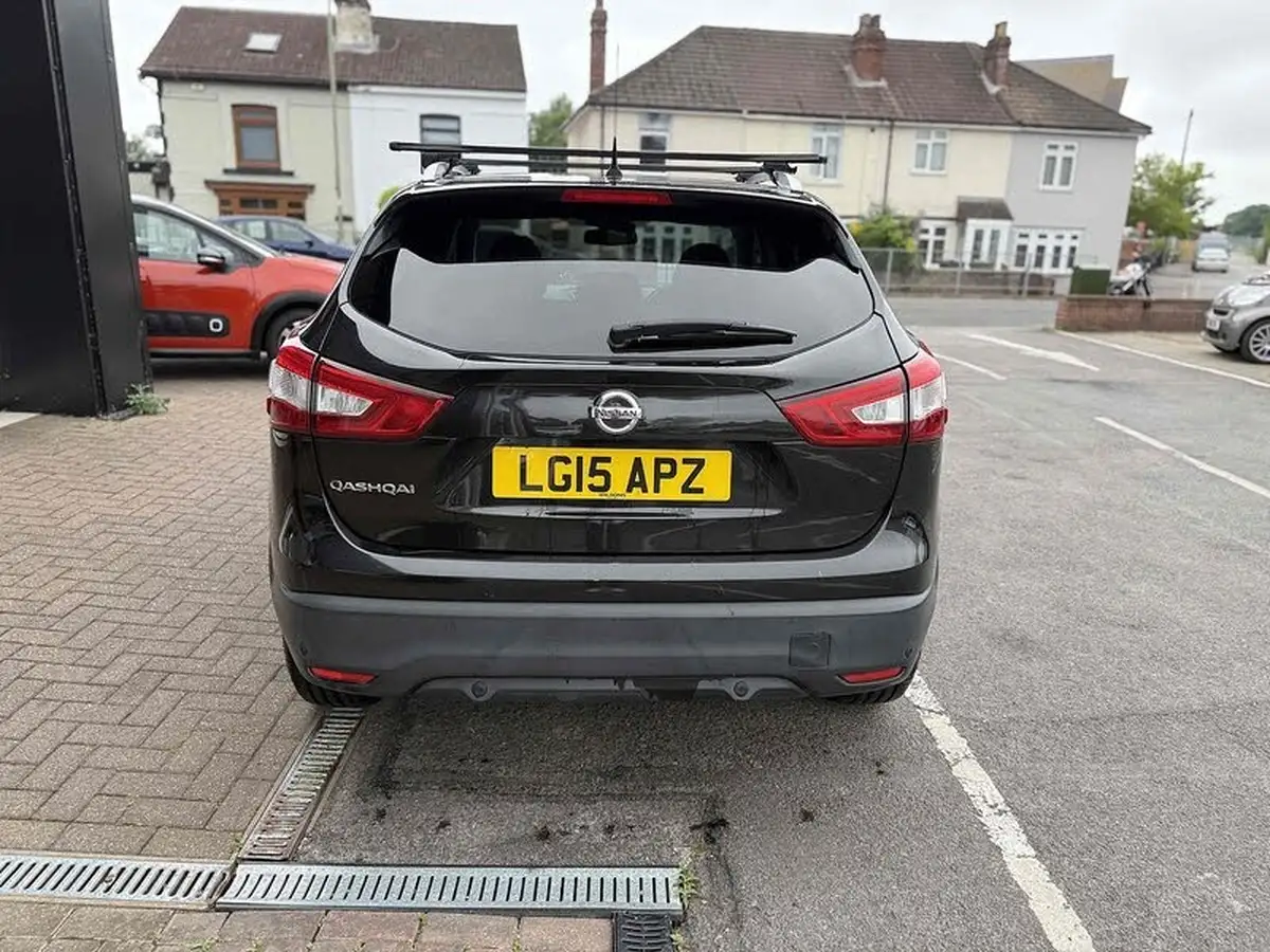 2015-nissan-qashqai-12-n-tec-xtronic-cvt-big-5