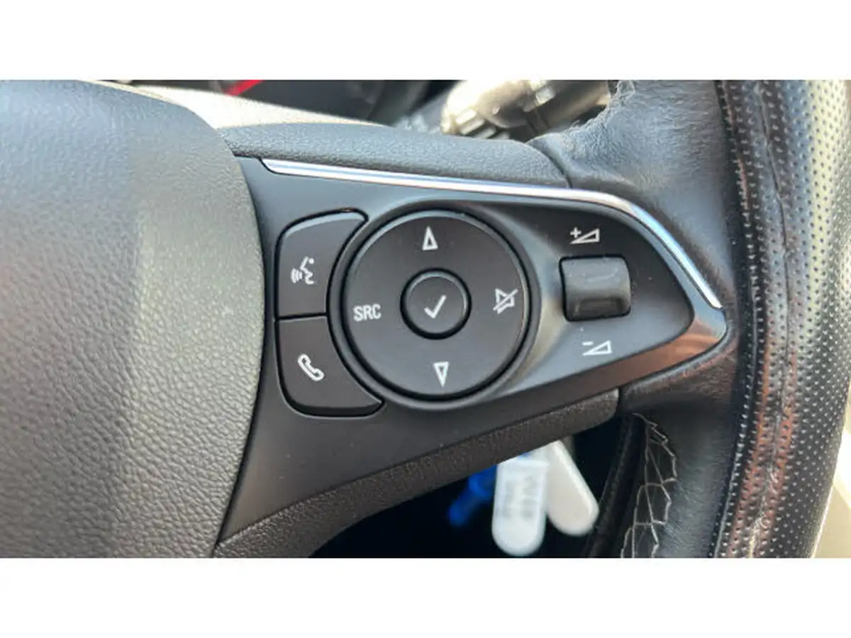 2020-vauxhall-grandland-x-12-se-big-28