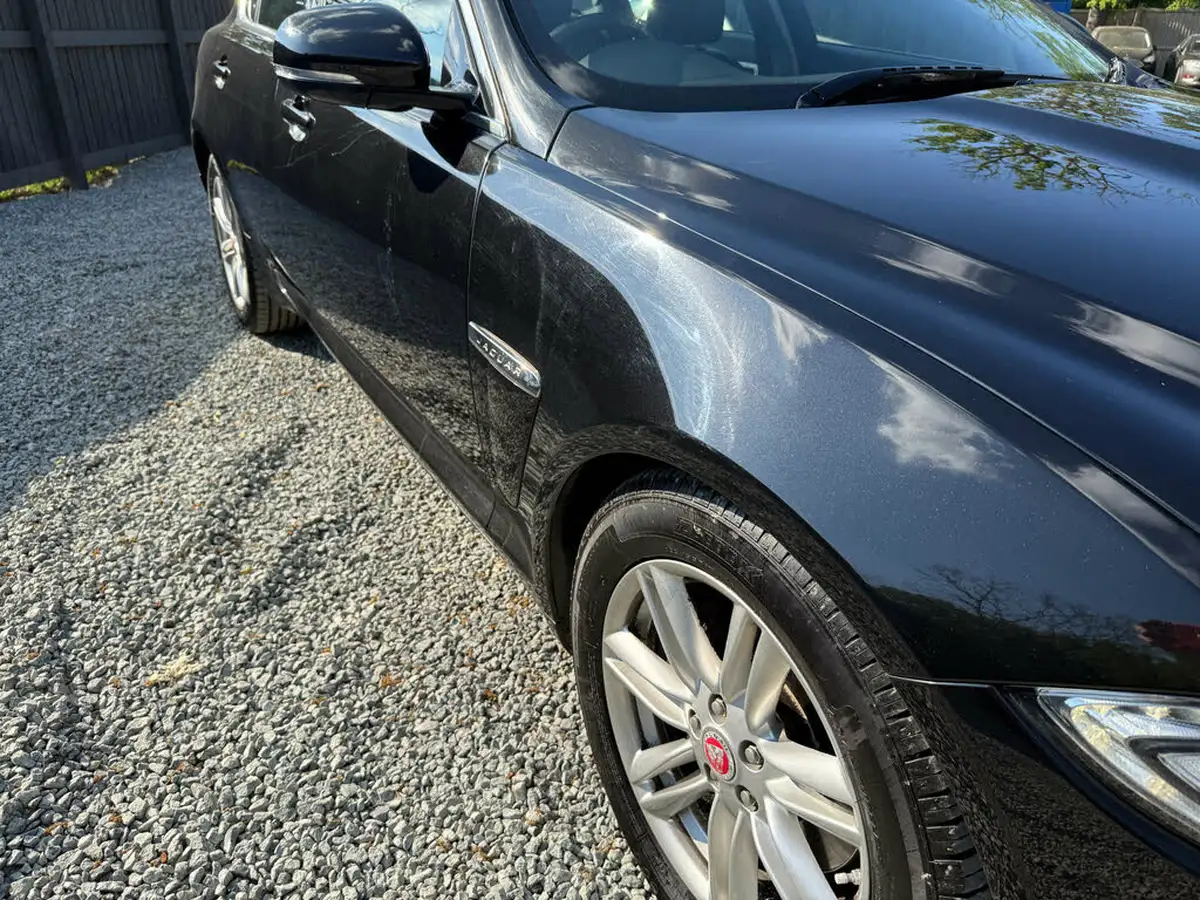 2015-jaguar-xf-22td-luxury-163ps-saloon-4d-big-40