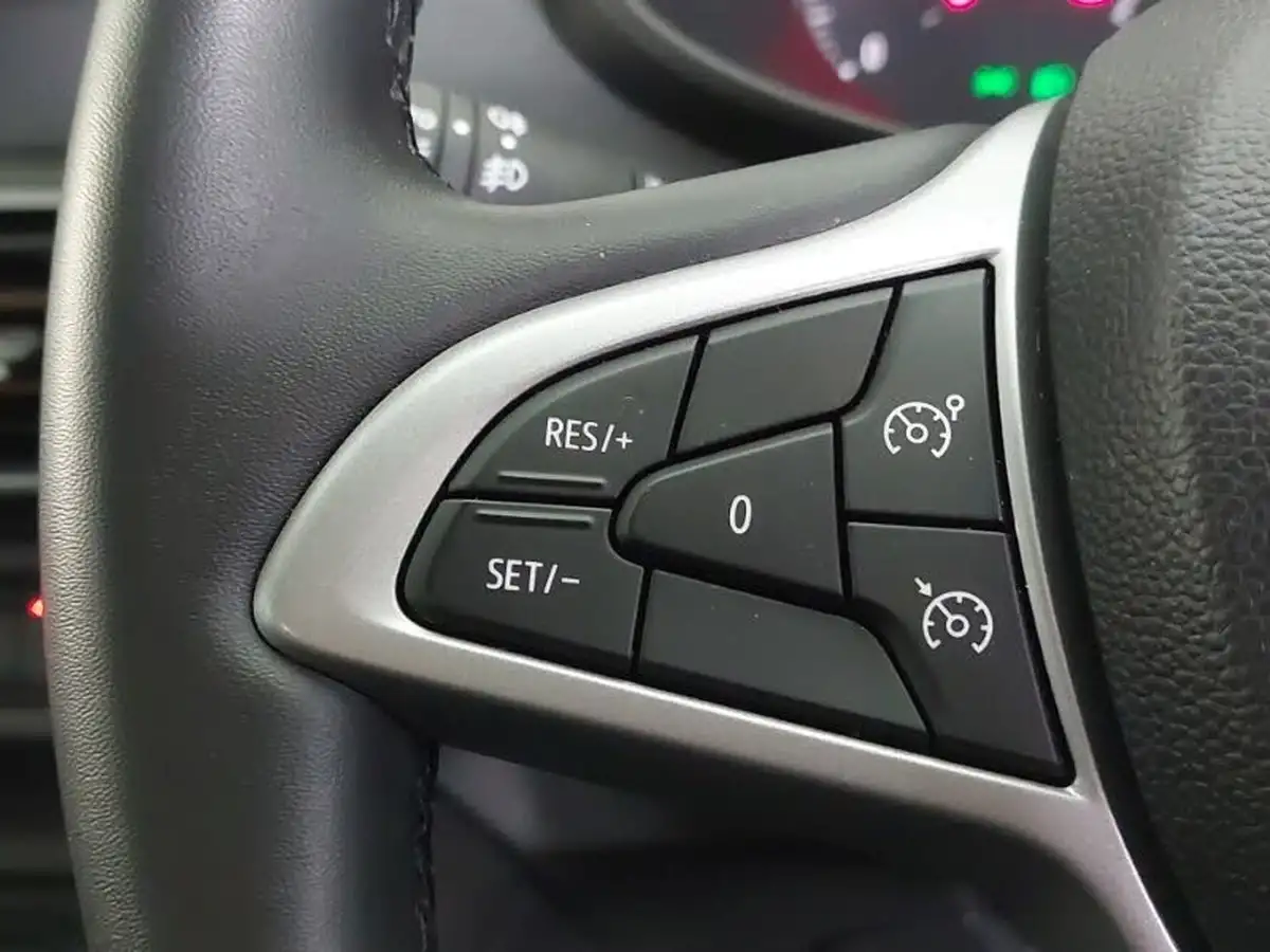 2023-dacia-sandero-stepway-10-tce-essential-90bhp-big-16