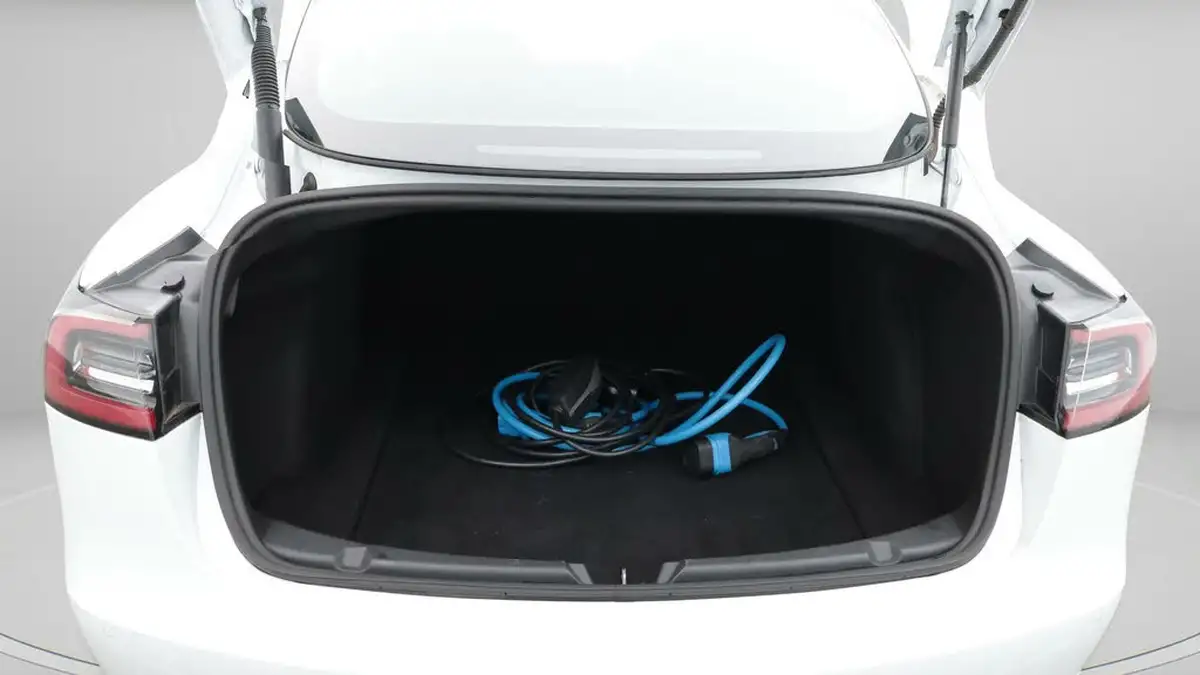 2021-tesla-model-3-e-long-range-4x4-big-17