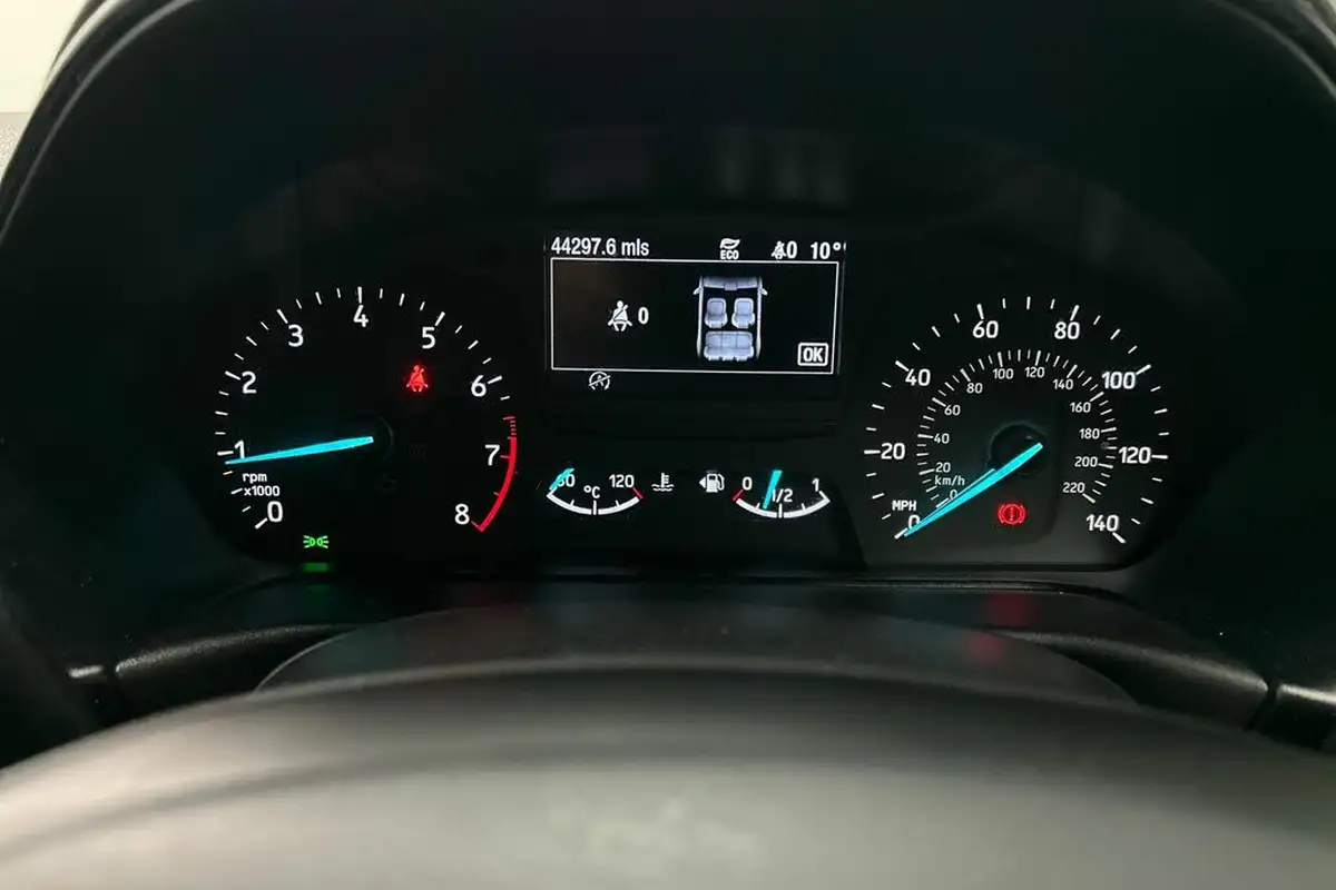 2018-ford-fiesta-10t-st-line-100ps-3d-big-9