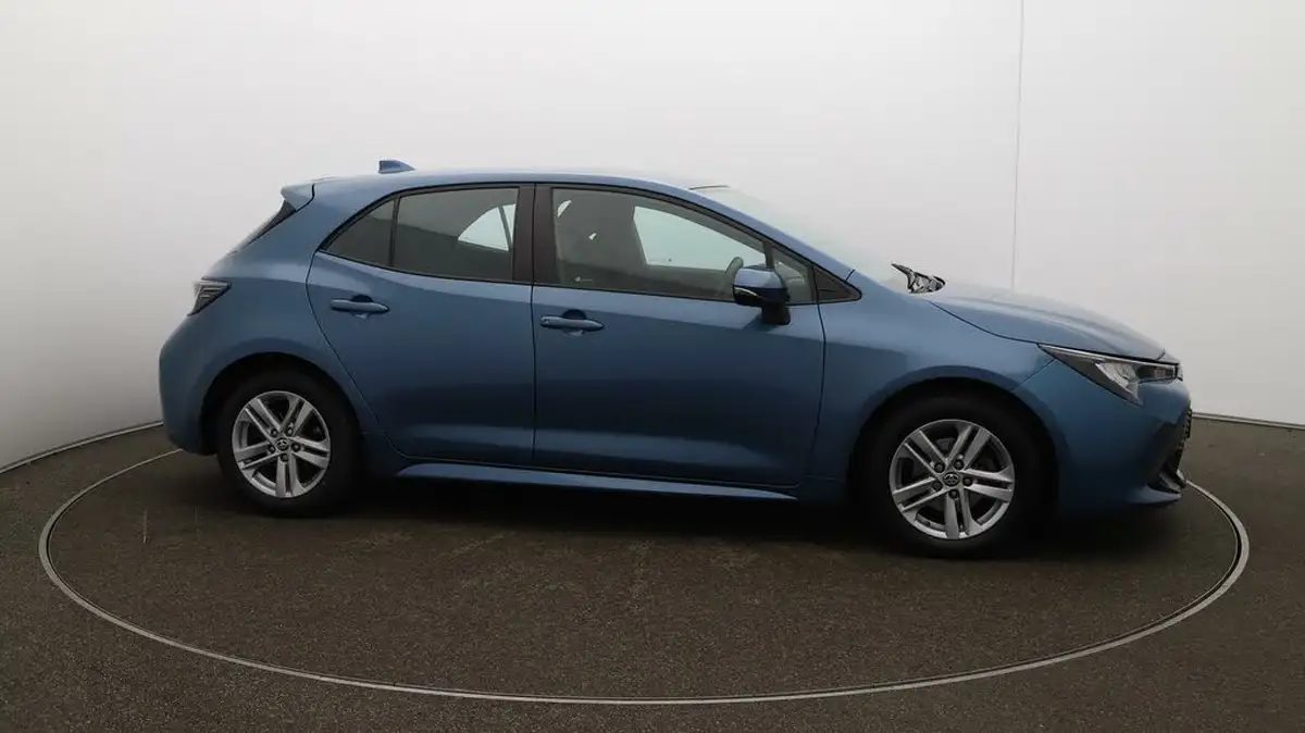 2022-toyota-corolla-18-vvt-i-icon-120bhp-trk-hatchback-5d-big-46